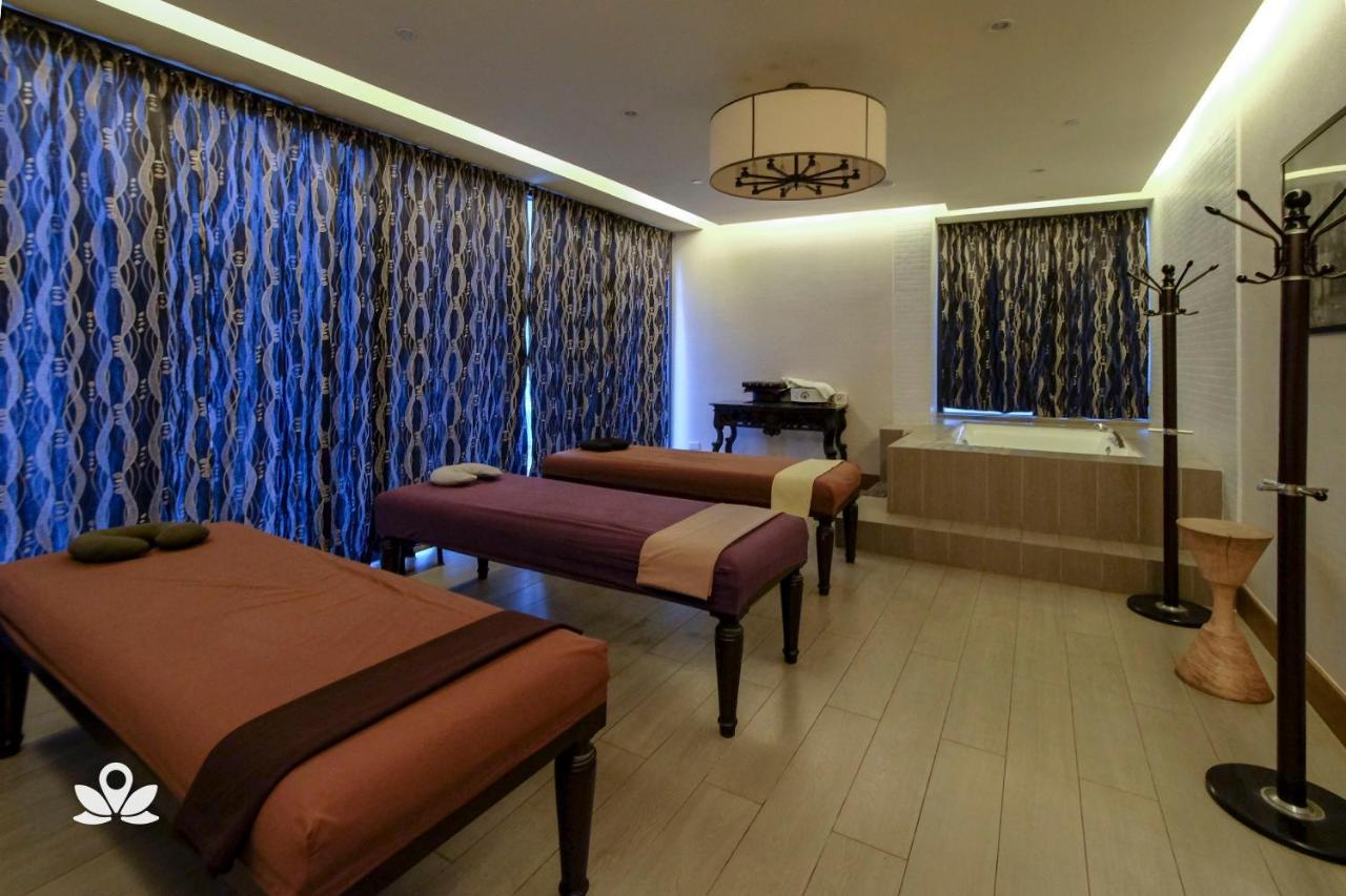 Zen Home Knightsbridge Residences Makati Макати Экстерьер фото