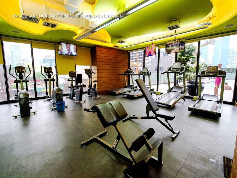 Zen Home Knightsbridge Residences Makati Макати Экстерьер фото