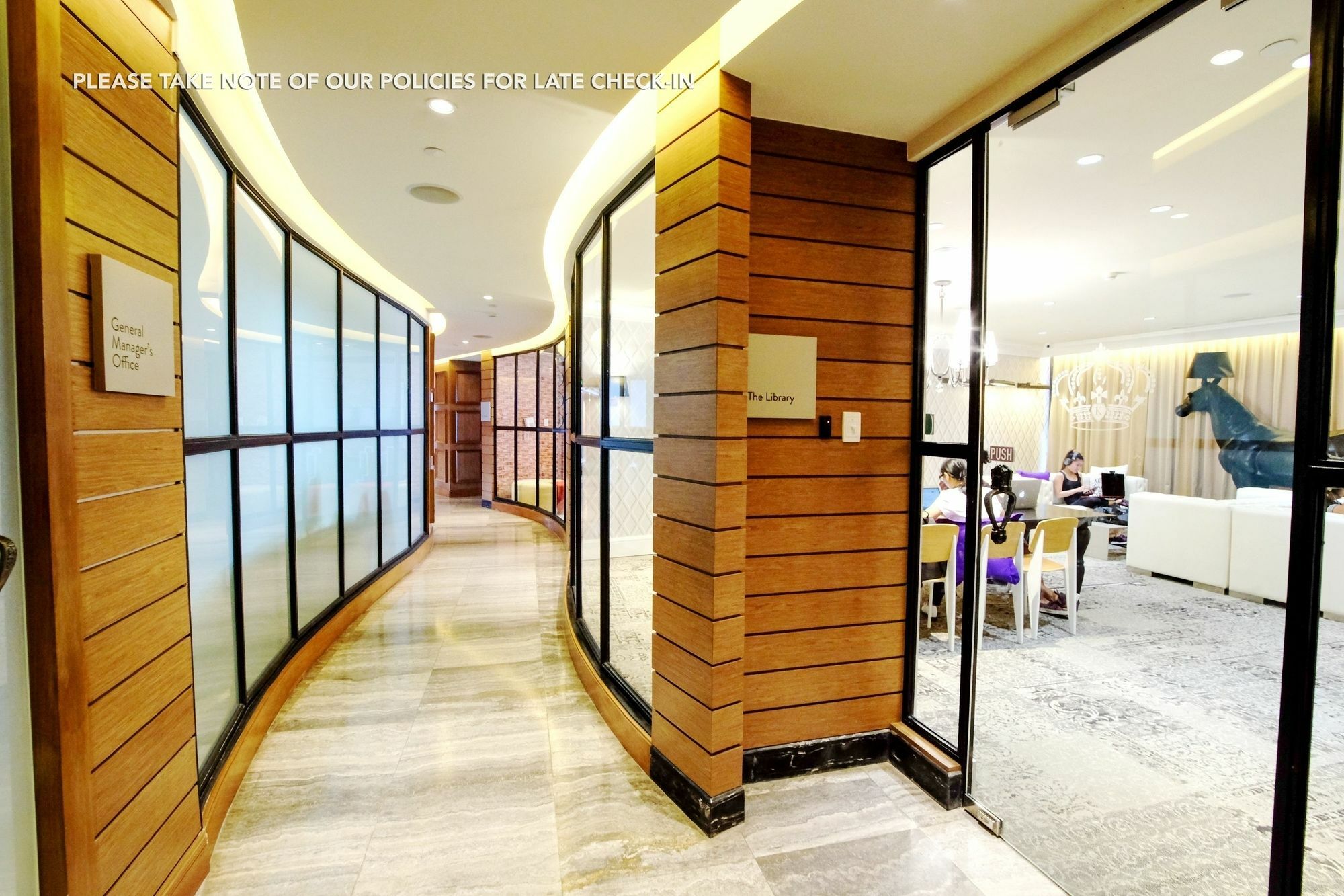 Zen Home Knightsbridge Residences Makati Макати Экстерьер фото